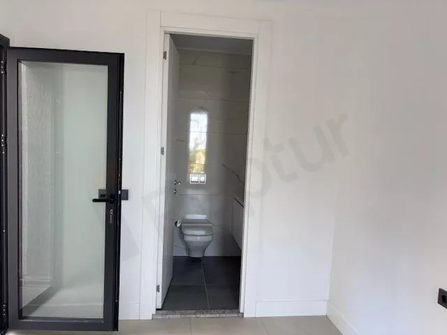 Продаётся квартира с 4 спальнями и с собственным садом, от собственника, в Бодруме