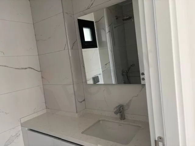 Продаётся квартира с 4 спальнями и с собственным садом, от собственника, в Бодруме