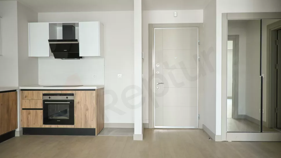 2-комнатная, 76 м², на 3-м этаже, район Бахчешехир, эконом-класс