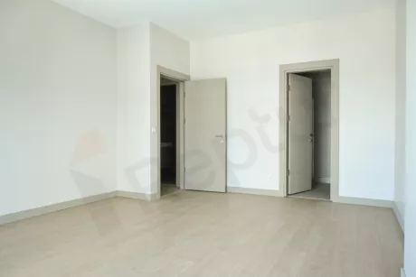 3-комнатная, 149 м², на 3-м этаже, район Бахчешехир, эконом-класс