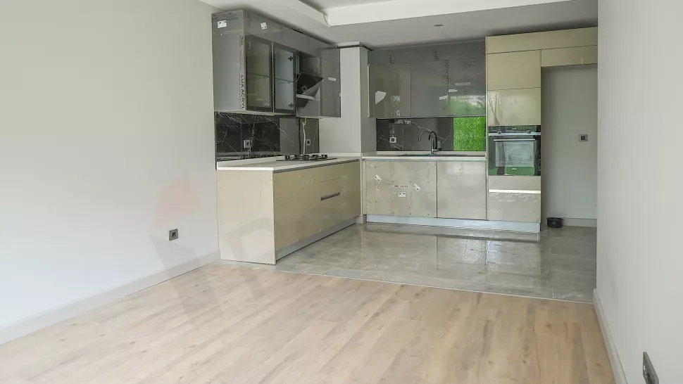 Бейликдюзю, 3-к, 121 м², 2 спальни, с американской кухней