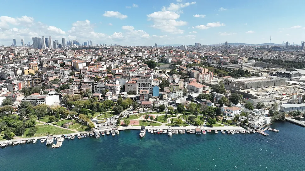 Новая 1+1 в Golden Palace Beyoğlu у набережной Золотого Рога