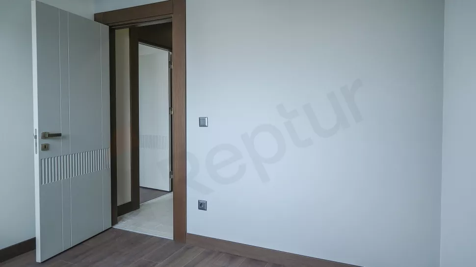 Продаётся эксклюзивный двухуровневый пентхаус 400 м² на 5-м этаже в районе Бейликдюзю – стиль и комфорт