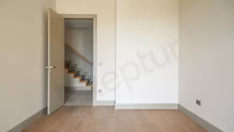 Продаётся эксклюзивный пентхаус с 5 спальнями, 689 м² – комфорт и тишина среди природы