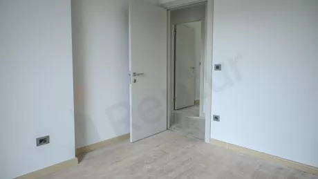 Квартира в Стамбуле: продаётся 6-к, 266 м², на 3-м этаже, с отд. кухней