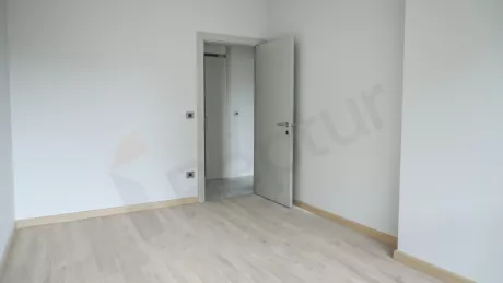 Квартира в Стамбуле: продаётся 6-к, 266 м², на 3-м этаже, с отд. кухней