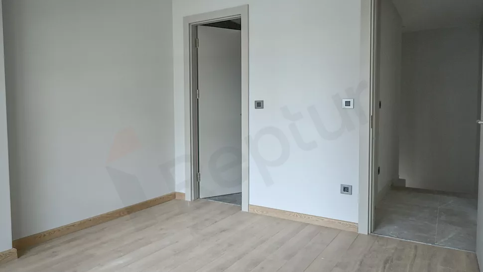 Квартира в Стамбуле: продаётся 3-к, 158 м², с отд. кухней