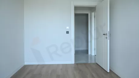 Квартира в Стамбуле: продаётся 3-комнатная, 143 м², с ремонтом, 13-й этаж