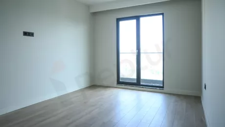 Квартира в Стамбуле: продаётся 3-комнатная, 143 м², с ремонтом, 13-й этаж