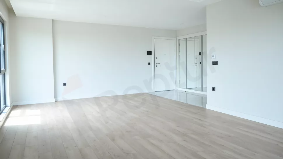 Квартира в Стамбуле: продаётся 3-комнатная, 143 м², с ремонтом, 13-й этаж