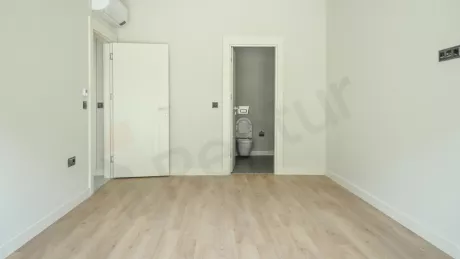 Квартира в Стамбуле: продаётся 3-комнатная, 145 м², с ремонтом, 1-й этаж