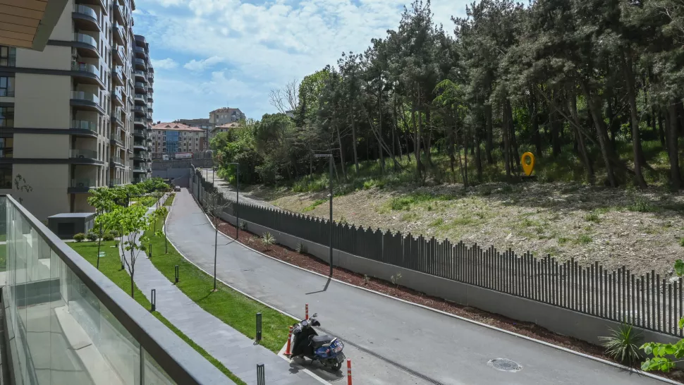 Квартира в Стамбуле: продаётся 3-комнатная, 145 м², с ремонтом, 1-й этаж