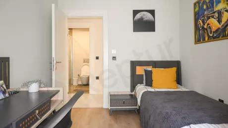 Квартира в Стамбуле: продаётся 3-комнатная, 153 м², с отдельной кухней, с ремонтом
