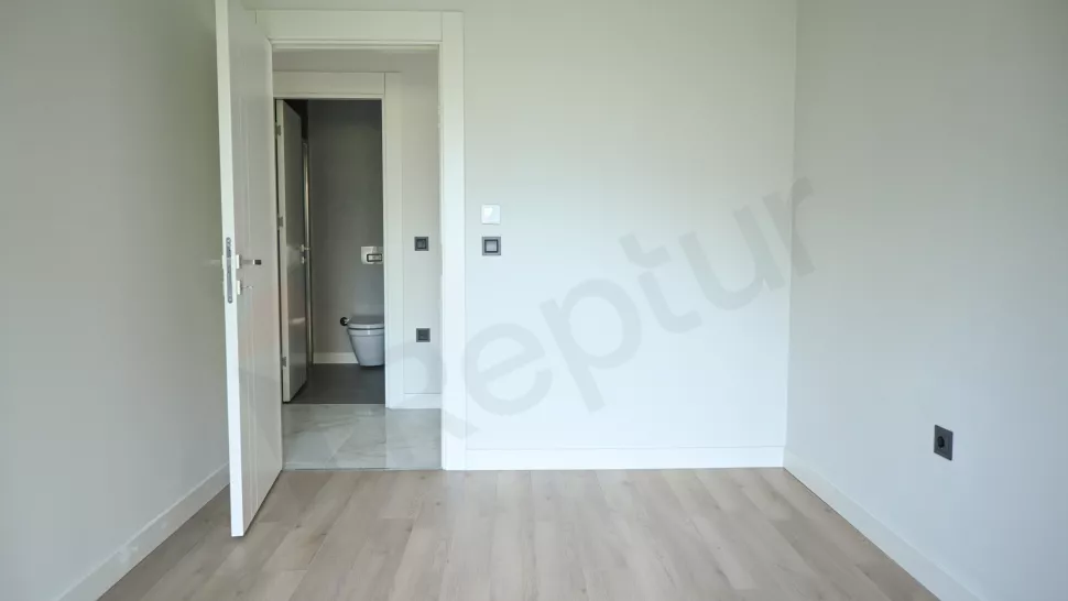 Квартира в Стамбуле: продаётся 3-комнатная, 153 м², с ремонтом