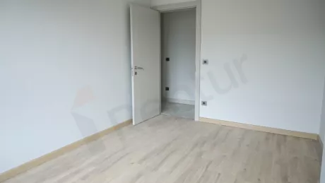 Квартира в Стамбуле: продаётся 4-к, 177 м², 3 спален