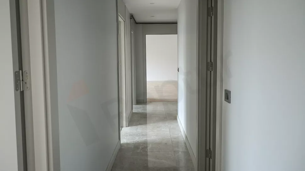 Квартира в Стамбуле: продаётся 4-к, 177 м², 3 спален