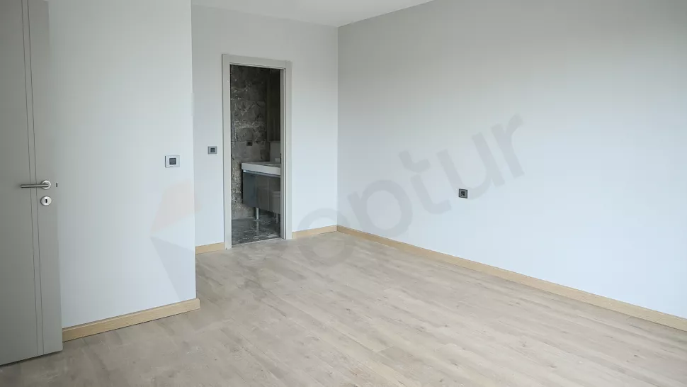 Квартира в Стамбуле: продаётся 4-к, 177 м², 3 спален