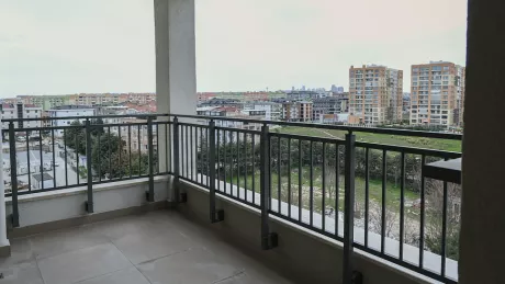 Квартира в Стамбуле: продаётся 4-к, 177 м², 3 спален