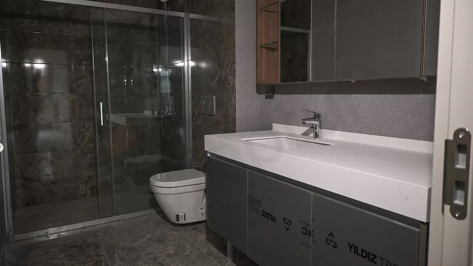 Квартира в Стамбуле: продаётся 4-к, 186 м², 3 спален, отд. кухня