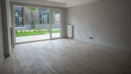 Квартира в Стамбуле: продаётся 4-к, 186 м², 3 спален, отд. кухня