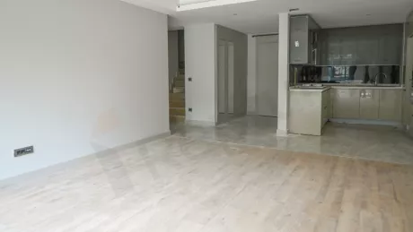 Квартира в Стамбуле: продаётся 4-к, 186 м², 3 спален, отд. кухня