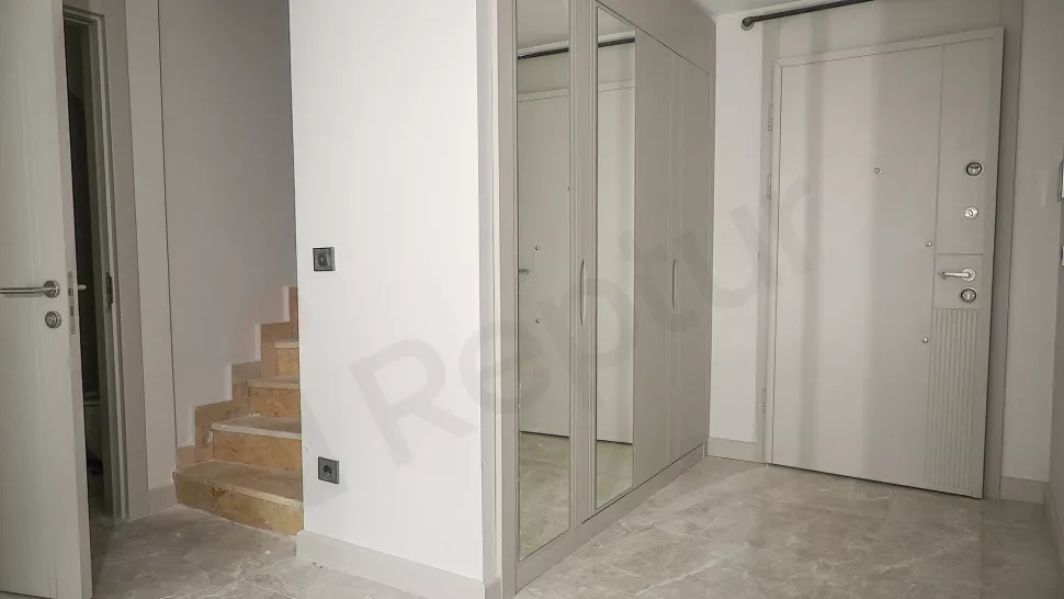 Квартира в Стамбуле: продаётся 4-к, 186 м², 3 спален, отд. кухня