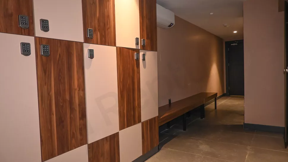 Квартира в Стамбуле: продаётся 4-комнатная, 144 м², с ремонтом, 1-й этаж