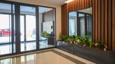 Квартира в Стамбуле: продаётся 4-комнатная, 180 м², с ремонтом, 1-й этаж
