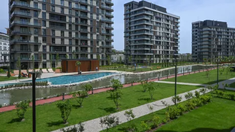 Квартира в Стамбуле: продаётся 4-комнатная, 180 м², с ремонтом, 1-й этаж