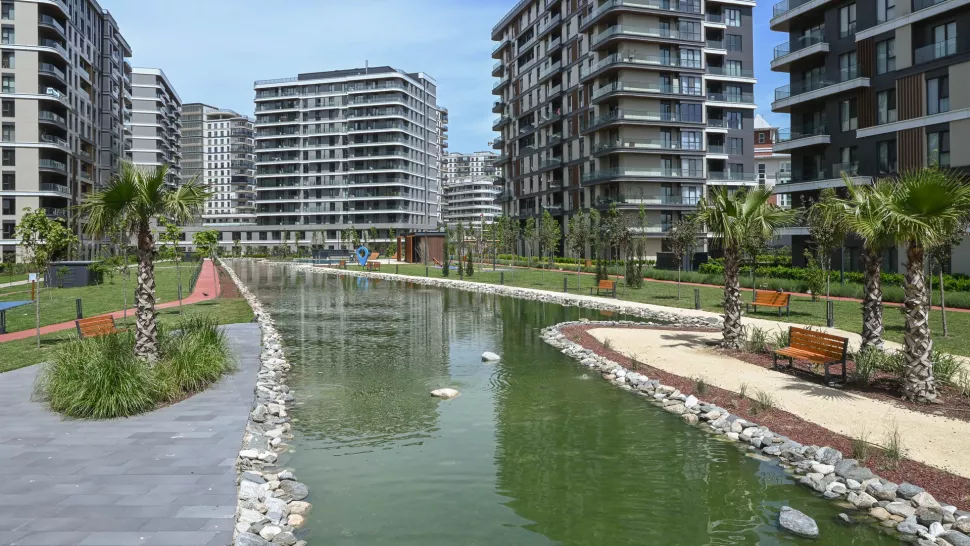 Квартира в Стамбуле: продаётся 4-комнатная, 180 м², с ремонтом, 2-й этаж