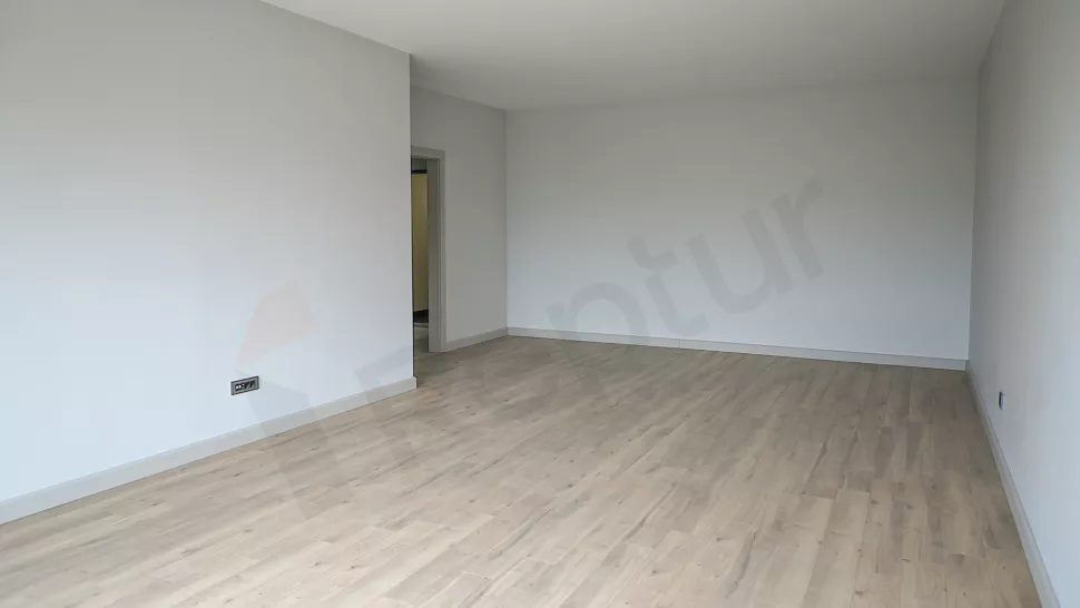 Квартира в Стамбуле: продаётся 5-к, 210 м², с отд. кухней