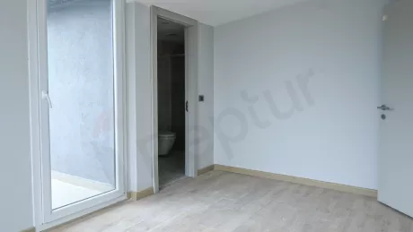 Квартира в Стамбуле: продаётся 5-к, 226 м², 4 спален, отд. кухня