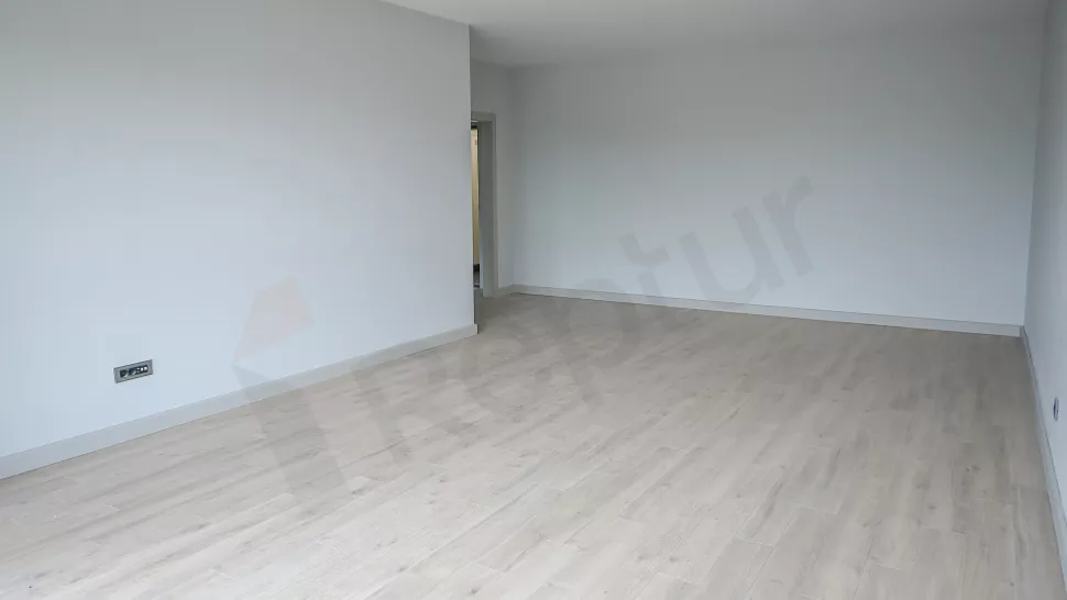 Квартира в Стамбуле: продаётся 5-к, 226 м², 4 спален, отд. кухня