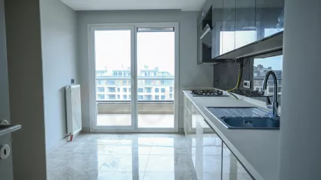 Квартира в Стамбуле: продаётся 5-к, 226 м², 4 спален, отд. кухня