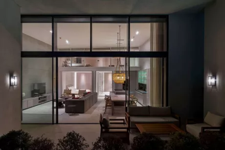 Недвижимость в Бодруме: дом премиум-класса с тремя спальнями и частным пляжем