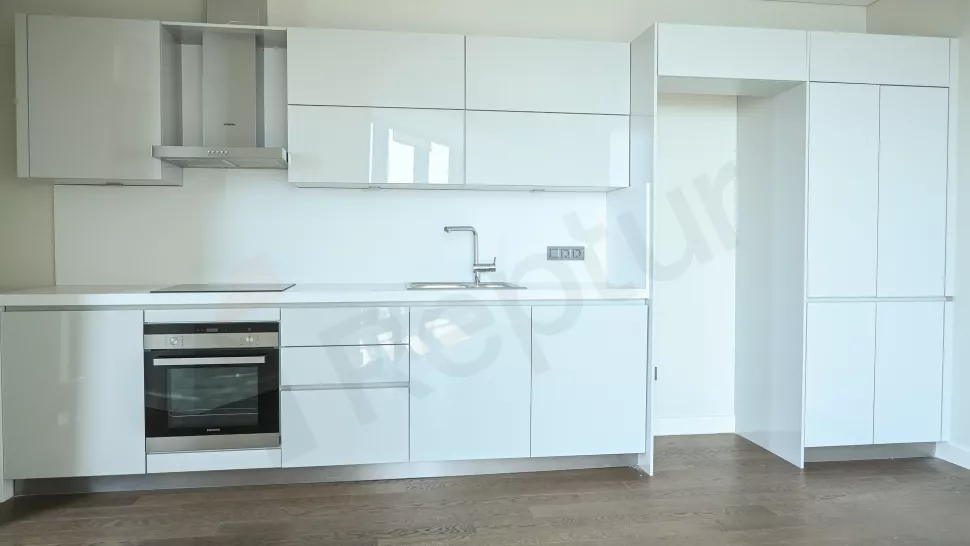Недвижимость в Стамбуле – 1-ком. квартира бизнес-класса площадью 84 м² на 19-м этаже