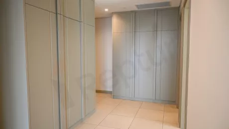 Недвижимость в Стамбуле: продаётся 3-комнатная квартира 171 м² на первой линии