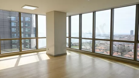 Недвижимость в Стамбуле: продаётся 3-комнатная квартира 171 м² на первой линии