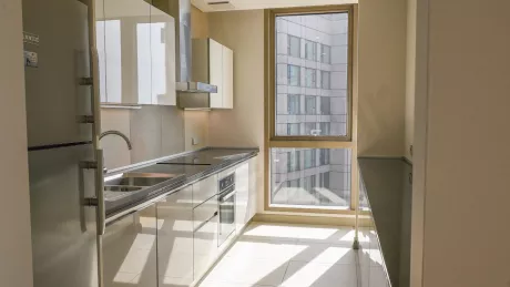 Недвижимость в Стамбуле: продаётся 3-комнатная квартира 171 м² на первой линии