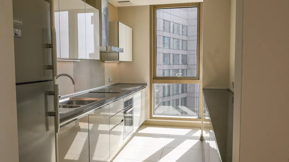 Недвижимость в Стамбуле: продаётся 3-комнатная квартира 171 м² на первой линии