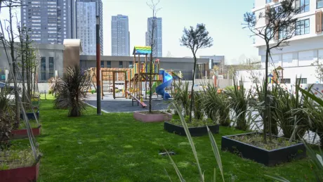 Продаётся 3-комнатная, 117 м², район Бахчешехир, эконом-класс