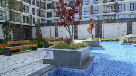 Продаётся 3-комнатная, 117 м², район Бахчешехир, эконом-класс