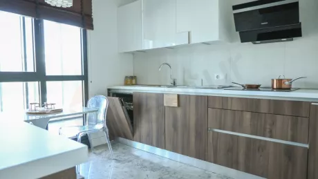 Продаётся 3-комнатная, 117 м², район Бахчешехир, эконом-класс