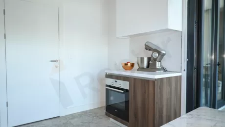 Продаётся 3-комнатная, 117 м², район Бахчешехир, эконом-класс