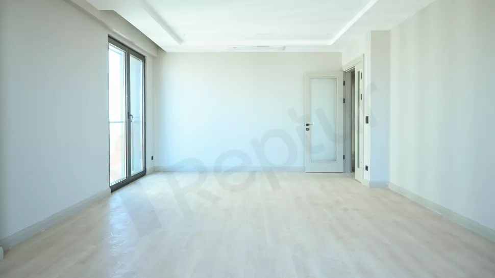 Продаётся 4-ком. квартира площадью 178 м² на 27-ом этаже от застройщика