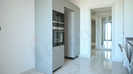 Продаётся 4-ком. квартира площадью 178 м² на 27-ом этаже от застройщика