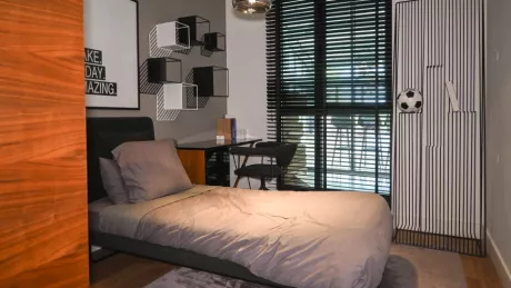 Продаётся 4-комнатная, 154 м², район Бахчешехир, эконом-класс