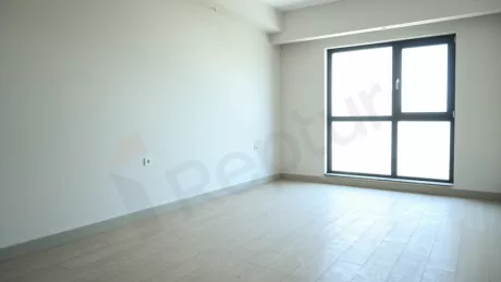 Продаётся 4-комнатная, 172 м², на 5-м этаже, район Бахчешехир, эконом-класс