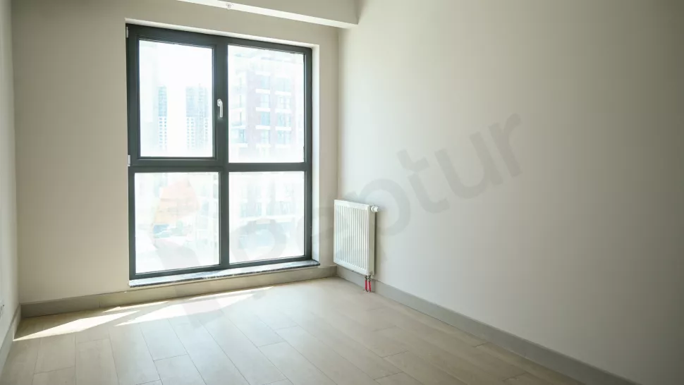 Продаётся 5-комнатная, 221 м², на 2-м этаже, район Бахчешехир, эконом-класс