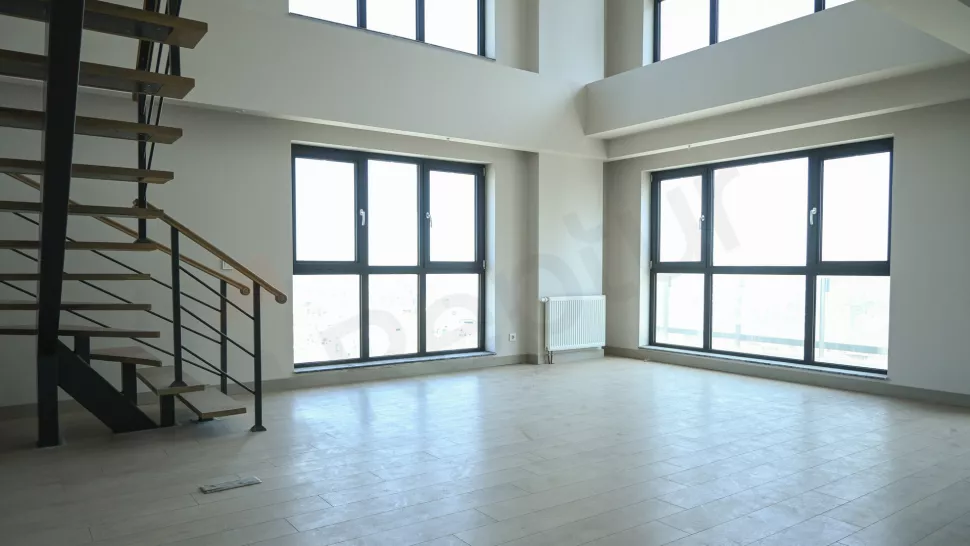 Продаётся 5-комнатная, 247 м², на 16-м этаже, район Бахчешехир, эконом-класс
